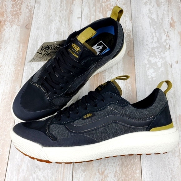 Vans Ultrarange Exo SE Michael February - Picture 3 of 9